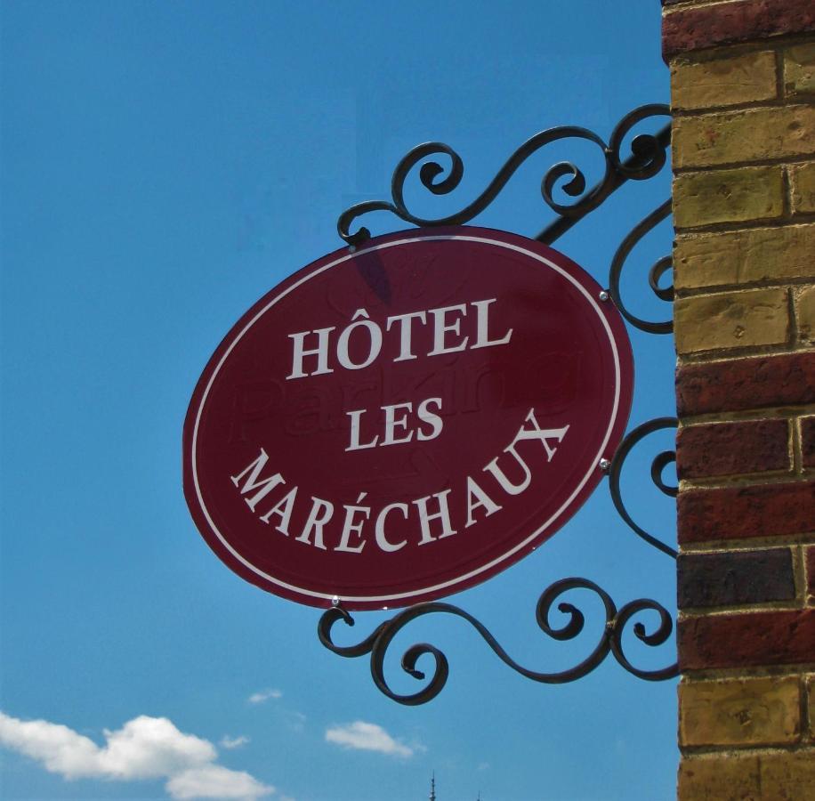Hotel Les Marechaux 欧塞尔 外观 照片